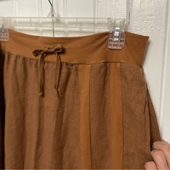 New FLAX Medium Top and Skirt Set - Picture 3 of 10